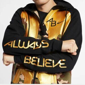 Nike Doernbecher Aiden Barber Camo Full Zip Hoodie NWOT SIZE MEDIUM